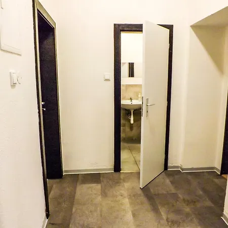 H2 * 布拉格