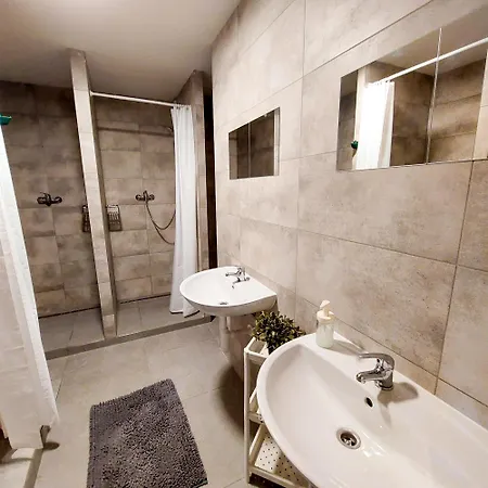 Homestay H2